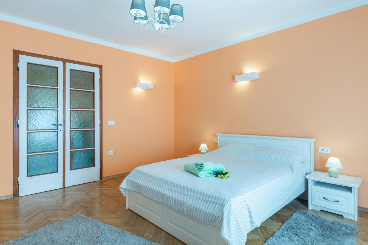 Apartments Virna โอปาติยา ภายนอก รูปภาพ